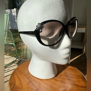 YSL Black Sunglasses 2007 Like New with Case